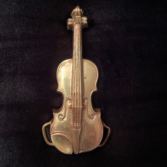 Vintage 1970’s Brass Fiddle/Violin Belt Buckle by Waisted Belts - Picture 5 of 9